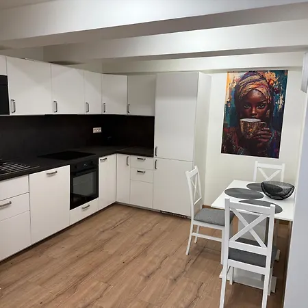 Lilly * 브라티슬라바