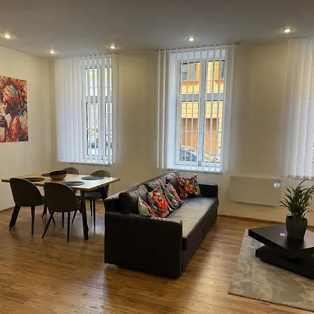 Lilly * ברטיסלאבה